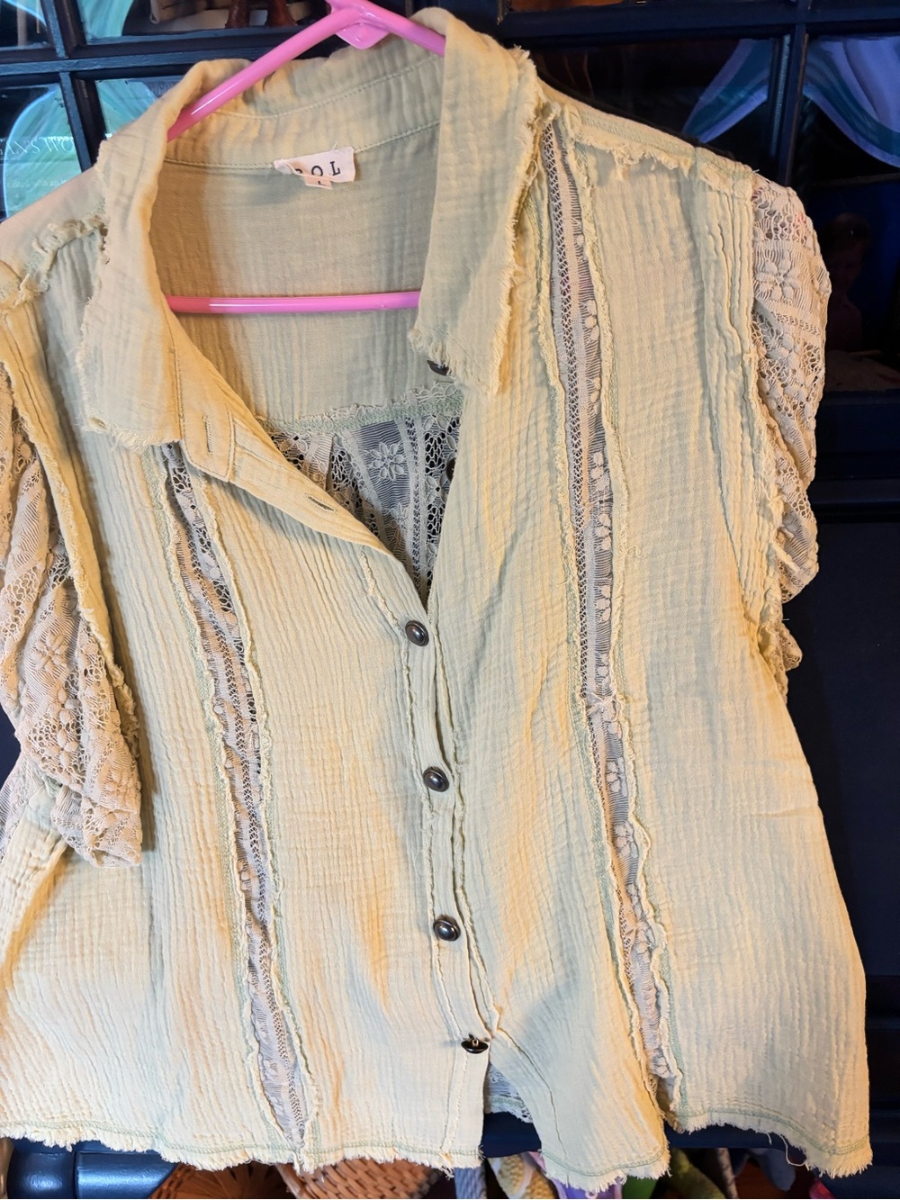 POL Pale Yellow Lace-Trim Button Down Women's Top
